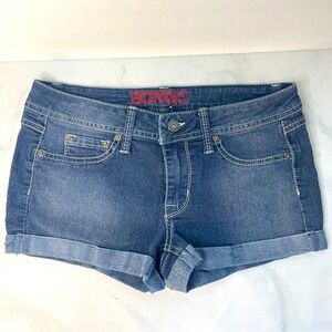 EUC Bongo jean shorts size 7 blue used women’s